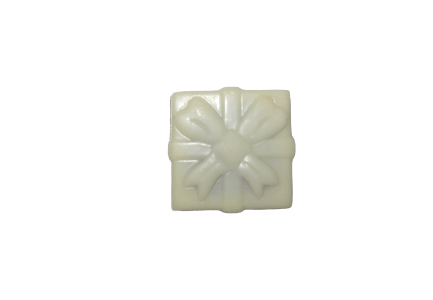 Le cadeau praliné feuilletine et ganache chocolat au lait Enrobage chocolat blanc